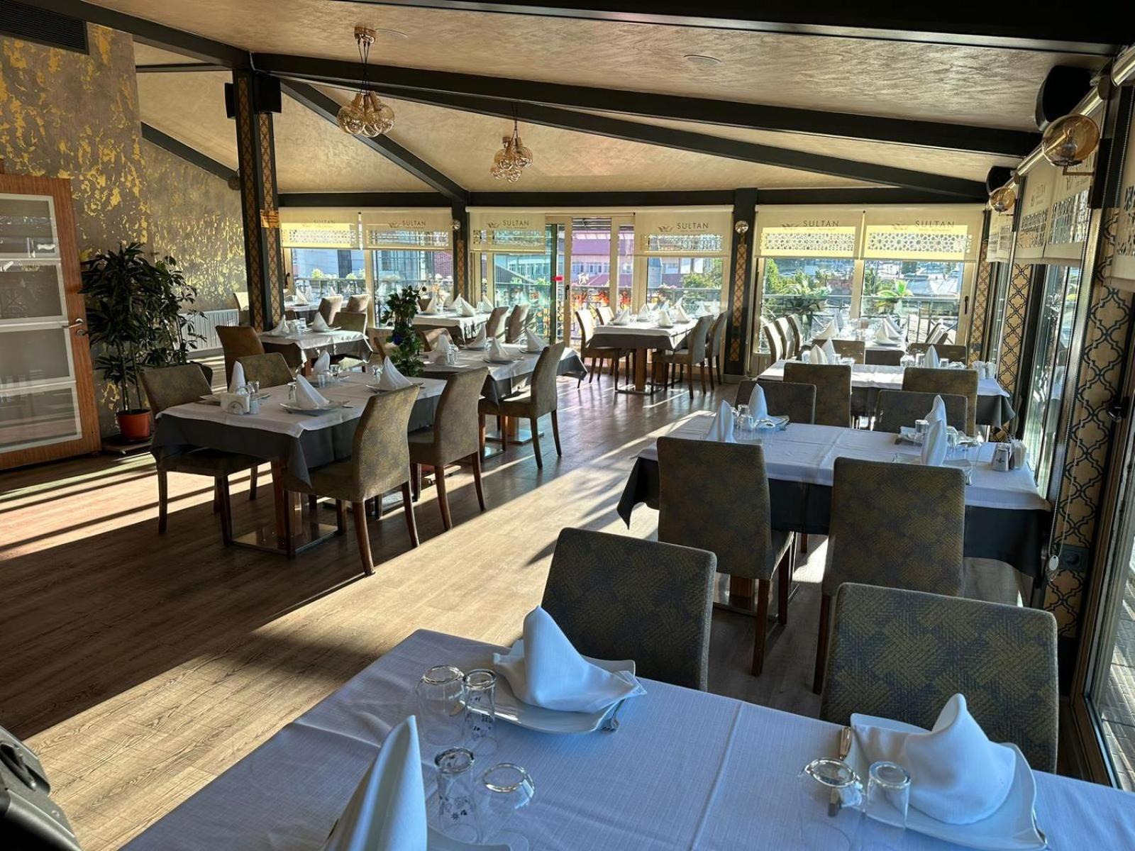 Sultan Hotel-Restaurant-Bistro 시바스 외부 사진